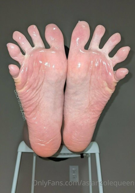 asiansolequeen art star pic