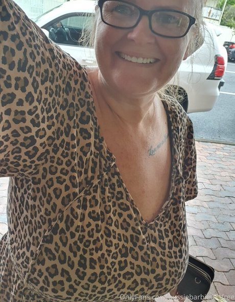 aussiebarbie07 free erotic pornstar pictures