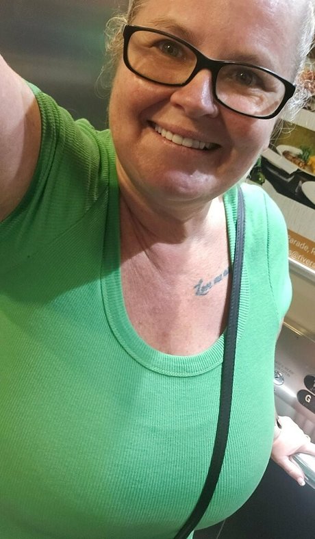 aussiebarbie07 free pornstar beautiful img