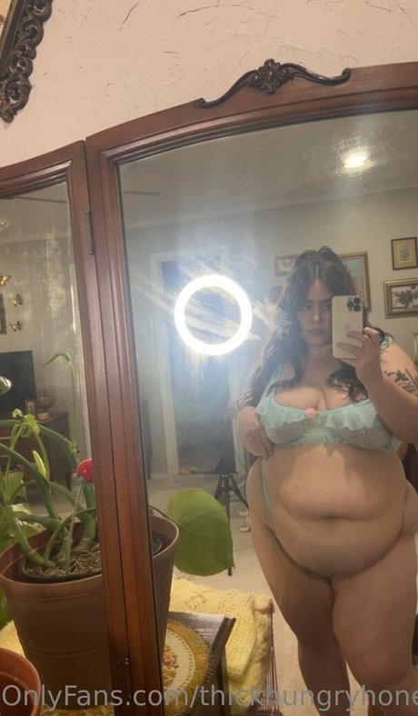 thickhungryhoney nudes actress image