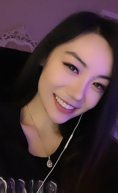 Fanfan naked star image