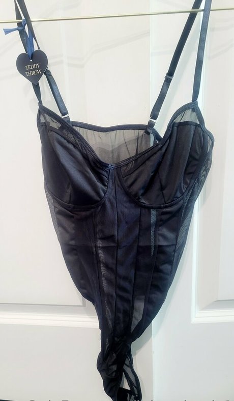 juicywheels1 sexy actress picture