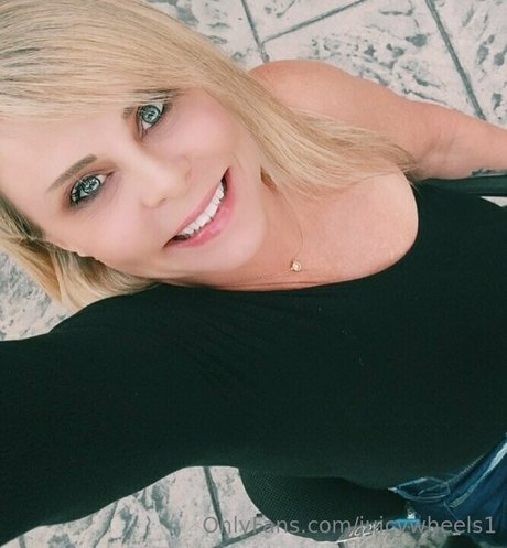 juicywheels1 star nude img