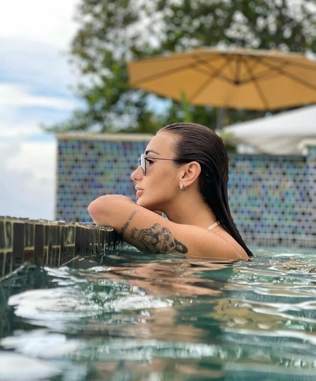 Marina Rebediuk art pornstar galleries