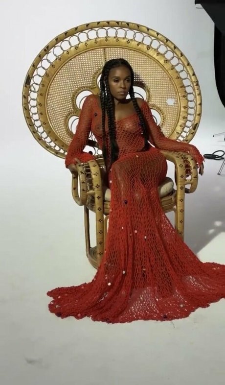 Janelle Monae model hd pics
