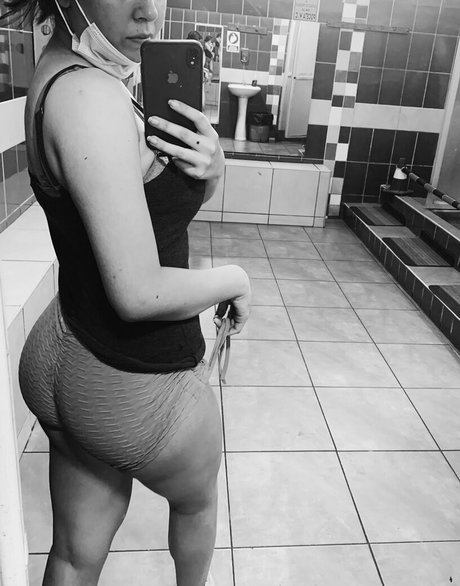 iamanothergirl model pornographic photo