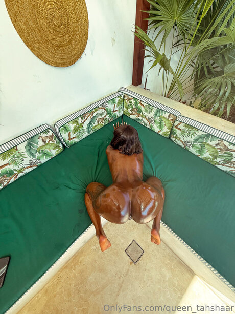 Queen tahshaar Profile pic