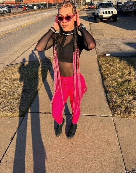 Tnasty pornstar xxx picture