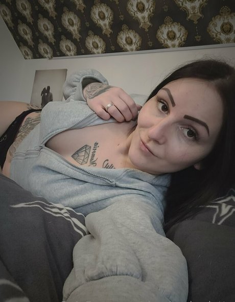 cheeky charlotte free actress img