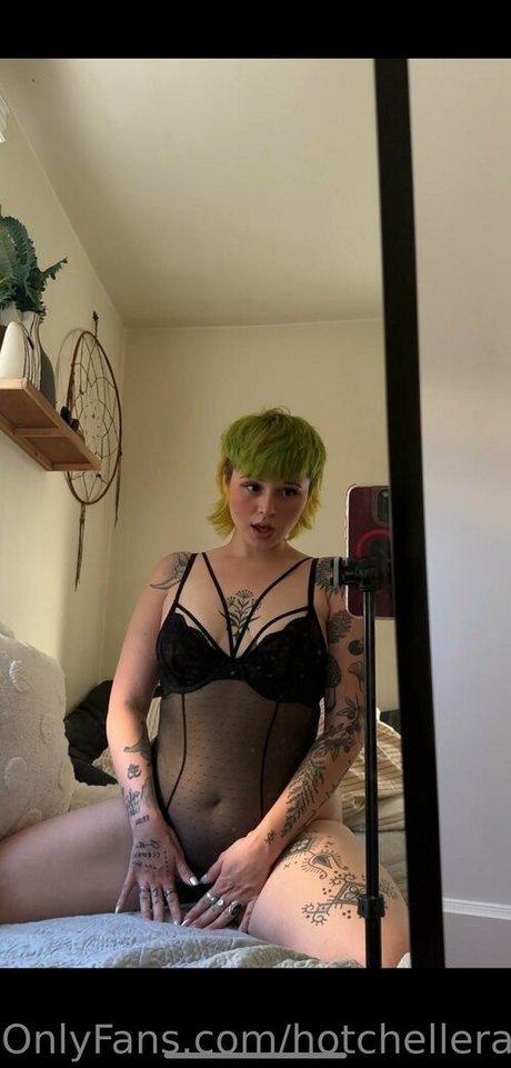 hotchellerae pornstar nudes img