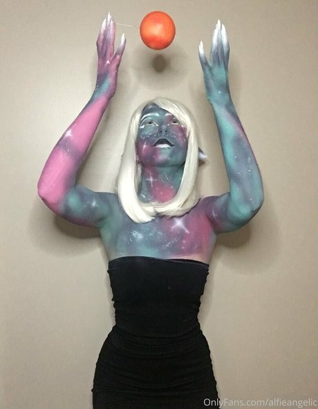 itsparisangel naked model archive