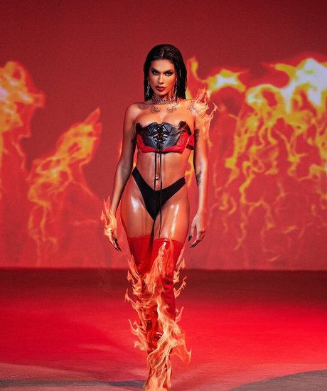 Pocah sex model archive