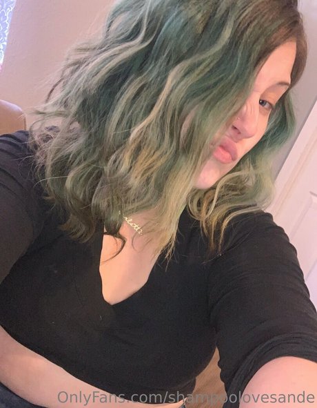 shampoolovesande model nude images