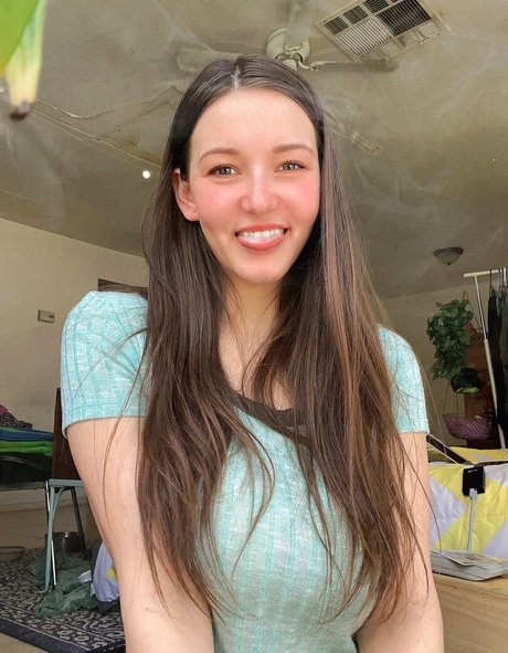 mel0dic erotic hd pornstar galleries