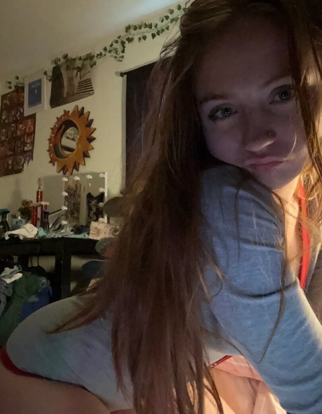 Thqtty exclusive pornstar pictures