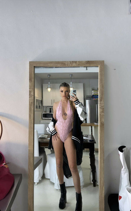 Madison Teeuws pretty pornstar gallery