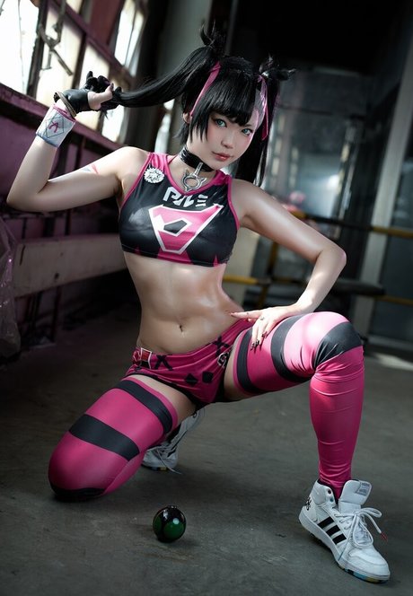 ZinieQ Cosplayer star nice pictures