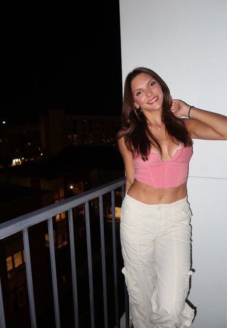 Jackie Aron pretty star gallery