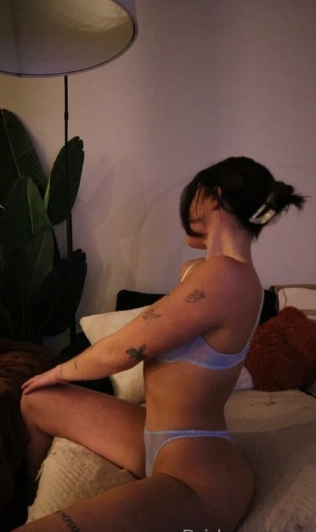 brialora star hot photo