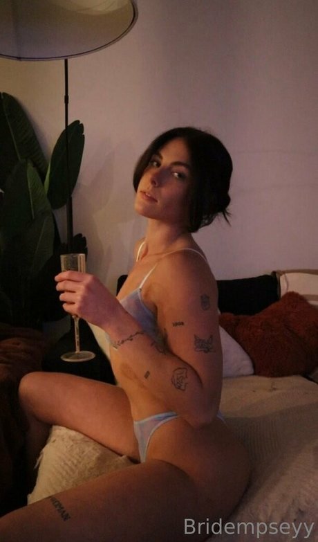 brialora xxx pornstar photos