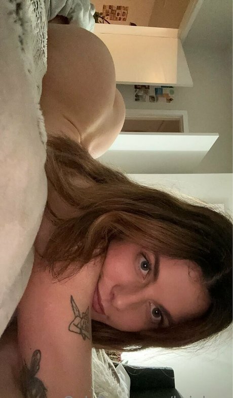 brialora star hd pictures