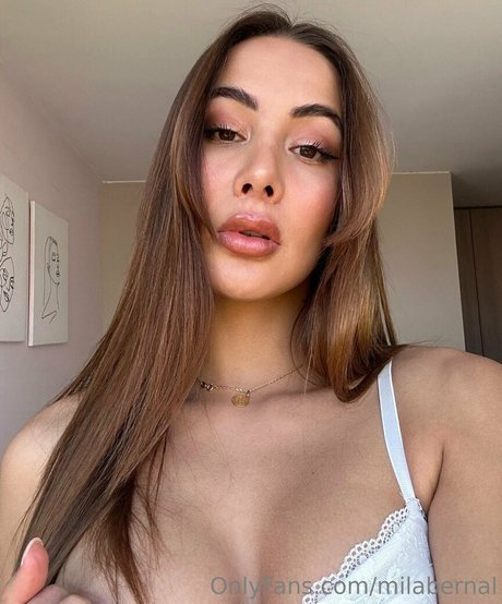 Mila Bernal model nudes picture