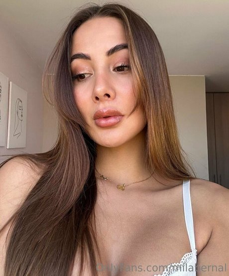 Mila Bernal model hot archive