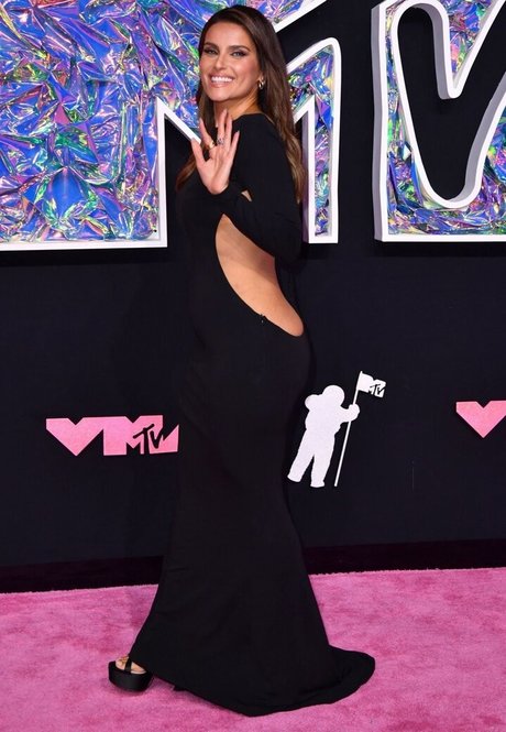 Nelly Furtado model nude galleries