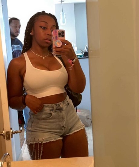 JazzyGuns high quality pornstar pics