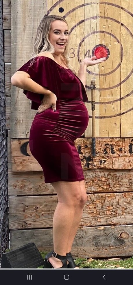 LiteWeight Gaming model nudes img