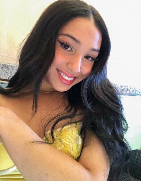 Luana Moraes pornstar pretty picture