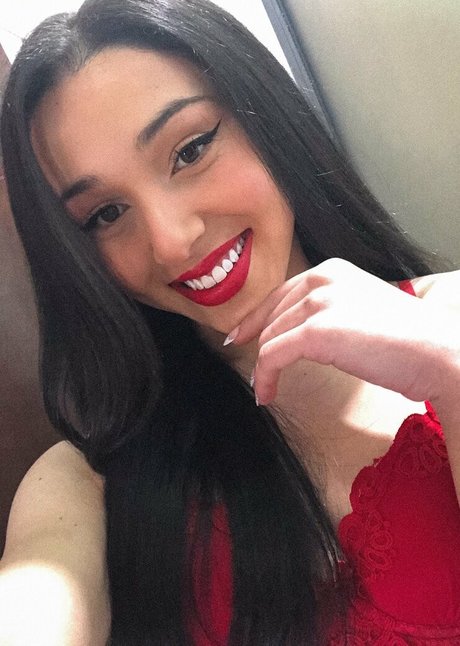 Luana Moraes beautiful pornstar pictures