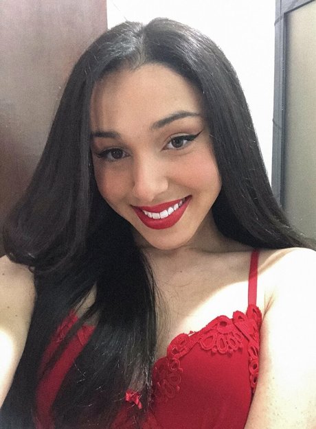 Luana Moraes exclusive model pictures