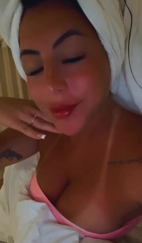 Luana Moraes star pornographic images