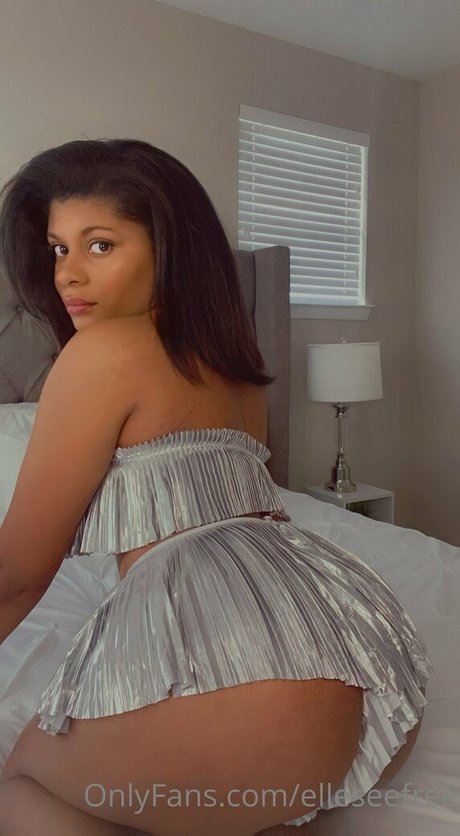 elleseefree xxx star pic