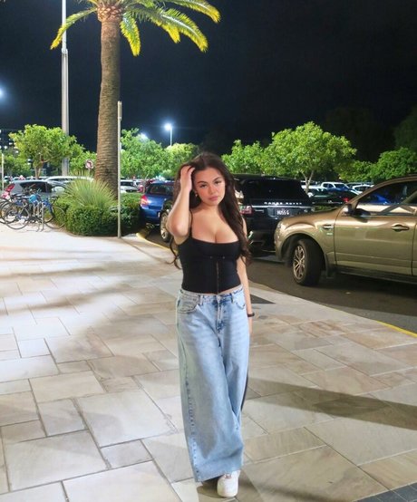 Alyssa Exala adult model gallery