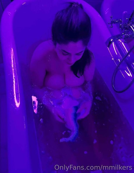 mmilkers model erotic pics