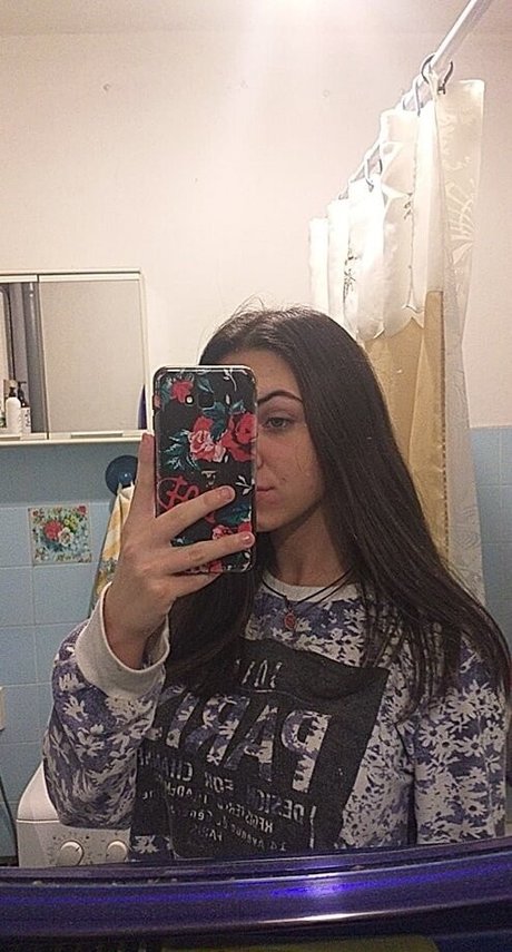 Wiktoria Bystro porn star pics