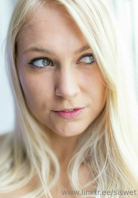 siswet19 adult star gallery