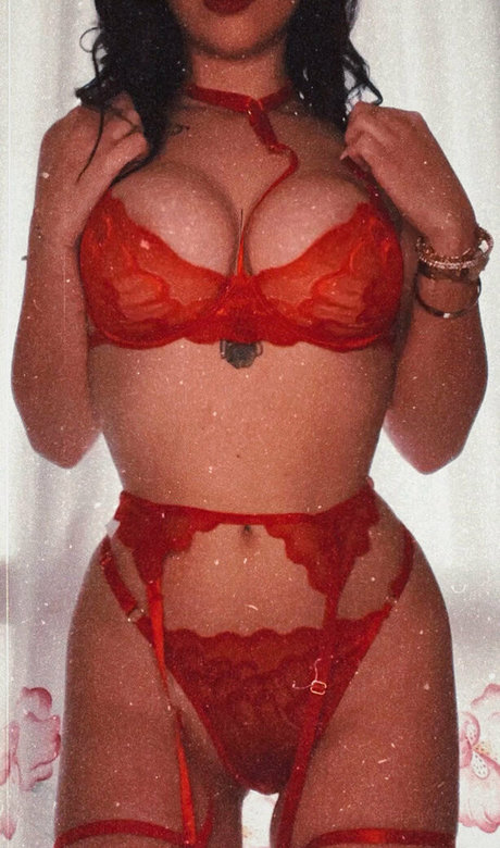 Abisssh erotic actress picture