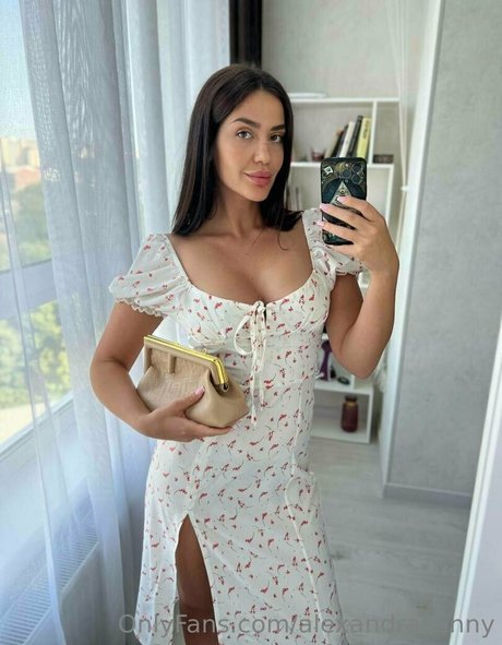 alexandrasunny sex model image