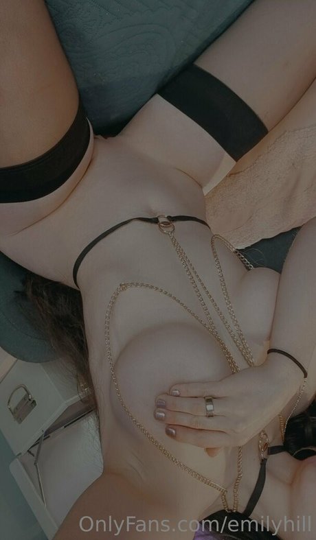 emilyhill model nice photo