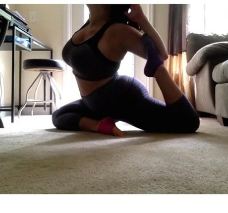 Ilianna model nudes archive