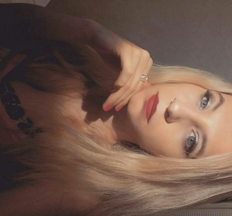 Mireia Rodriguez star exclusive pics