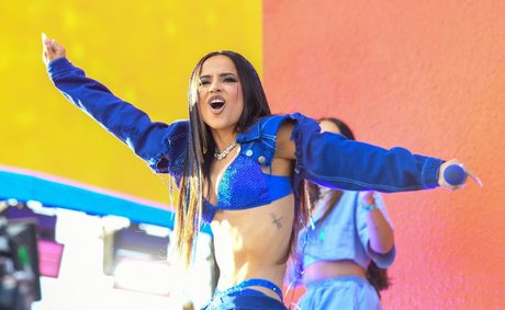 gay solo onlyfans beautiful pics