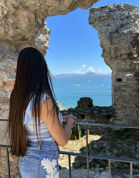 Letizia Ceresa beautiful star photo