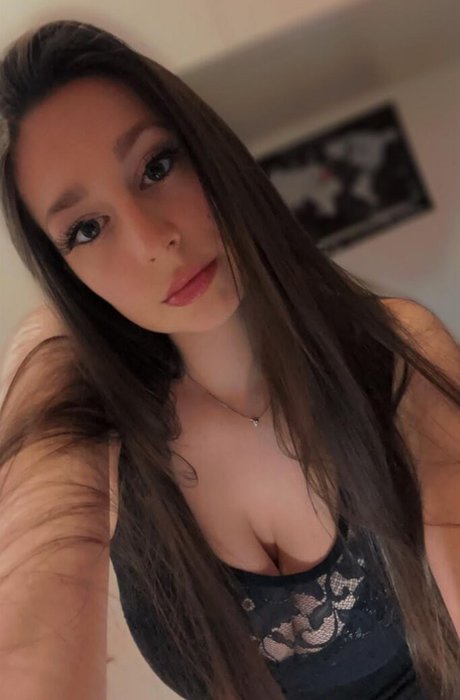 Letizia Ceresa top star pictures