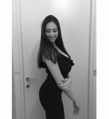 Letizia Ceresa free pornstar archive