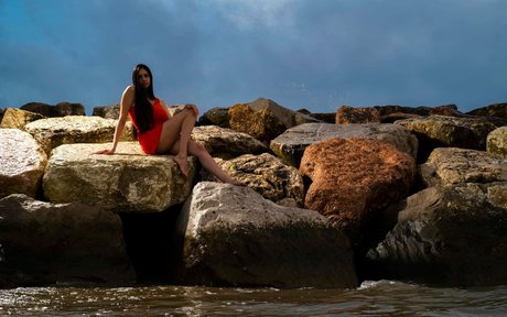 Letizia Ceresa sexy model galleries