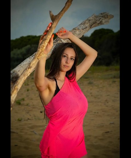 Letizia Ceresa naked star gallery